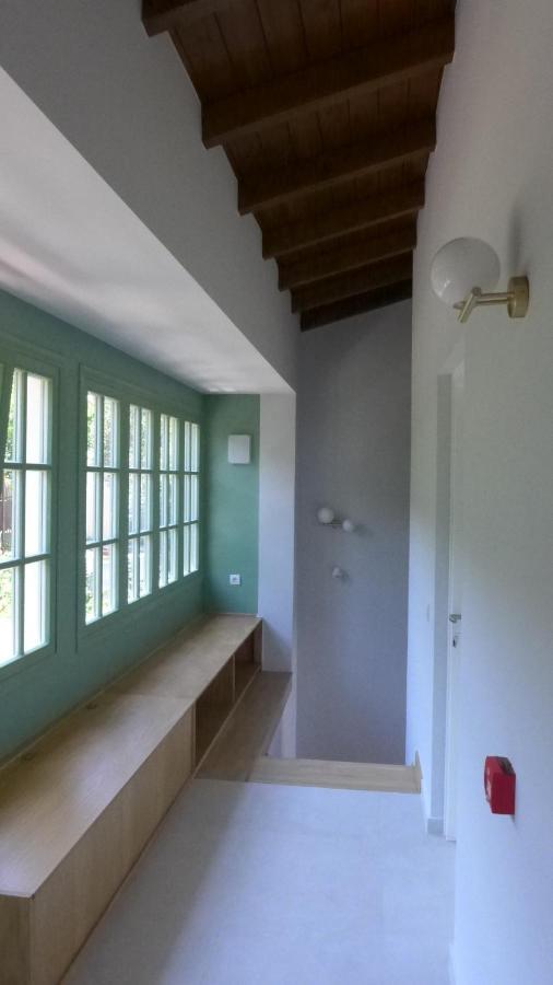 Caltabania Suites Áyios Nikítas Extérieur photo