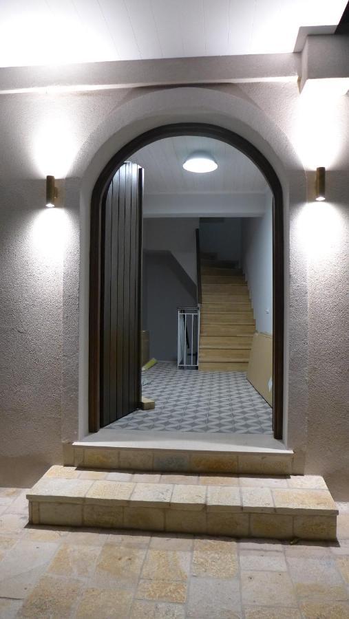 Caltabania Suites Áyios Nikítas Extérieur photo